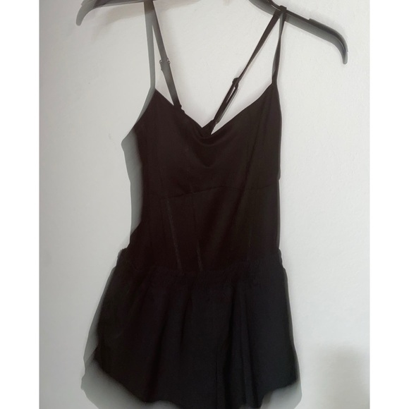 Victoria’s Secret Pink Ultimate Runsie Black Corset Style Athleisure Romper Sz L - Picture 3 of 12